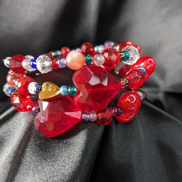 Red Hearts & Hematite Beads Bracelet Crystals Glass Beads Handmade Artisan Bling - Picture 9 of 12